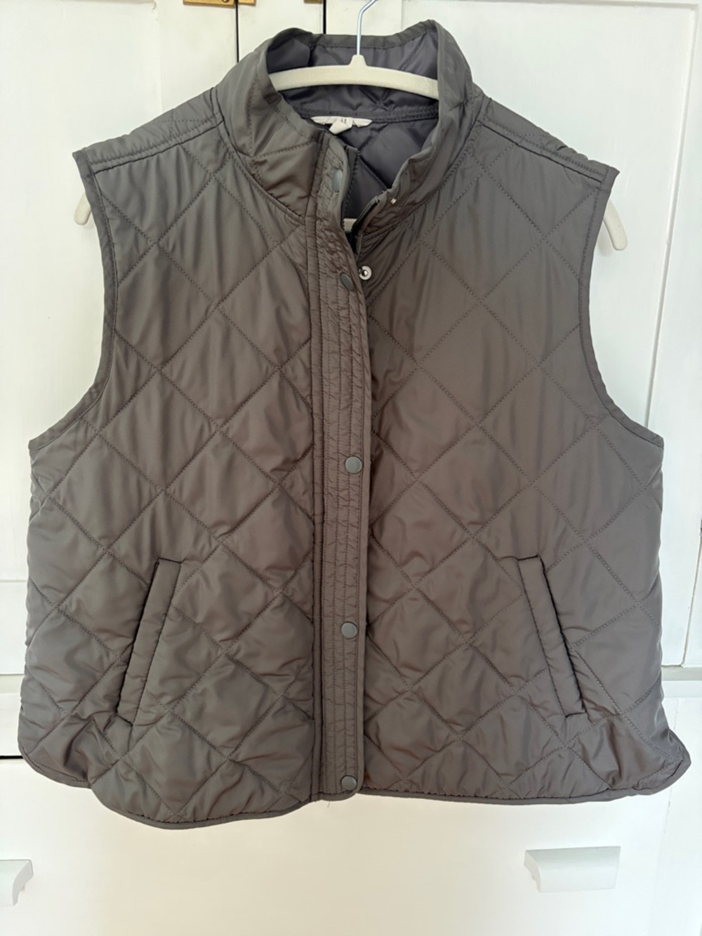 Maurices Quilted Sleeveless Vest in Gray